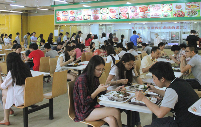 感恩回饋美食節,美食在食堂，好吃在金筷子